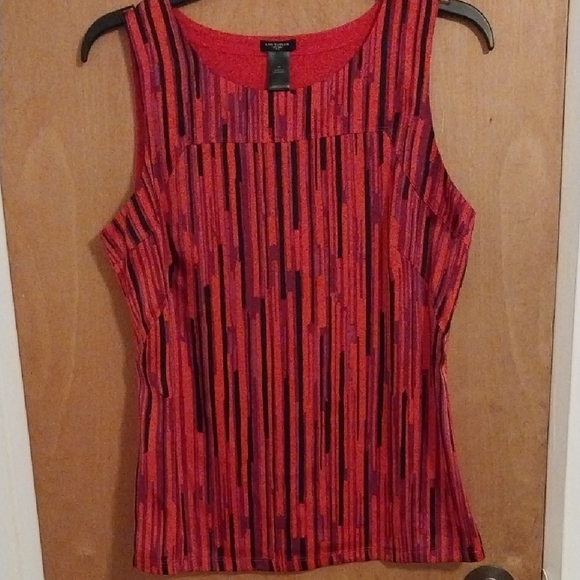 Ann Taylor Tops - Ann Taylor Red Fitted Sleeveless Tank Top with Ribbed Style